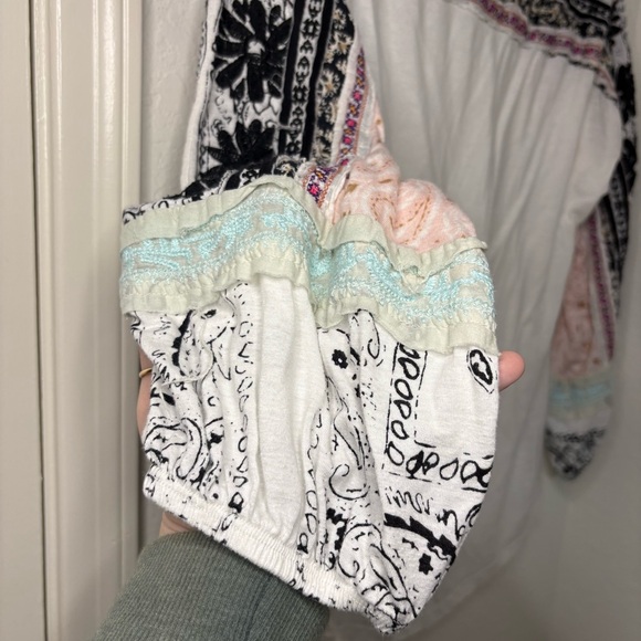 Free People Tripoli Embroidered Long-Sleeve top size small oversized - Picture 12 of 14
